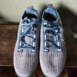 Women's Athletic Nike Shoes / No BOX